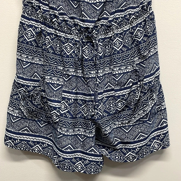 Papaya Strapless Aztec Navy and White Romper L - Picture 3 of 15